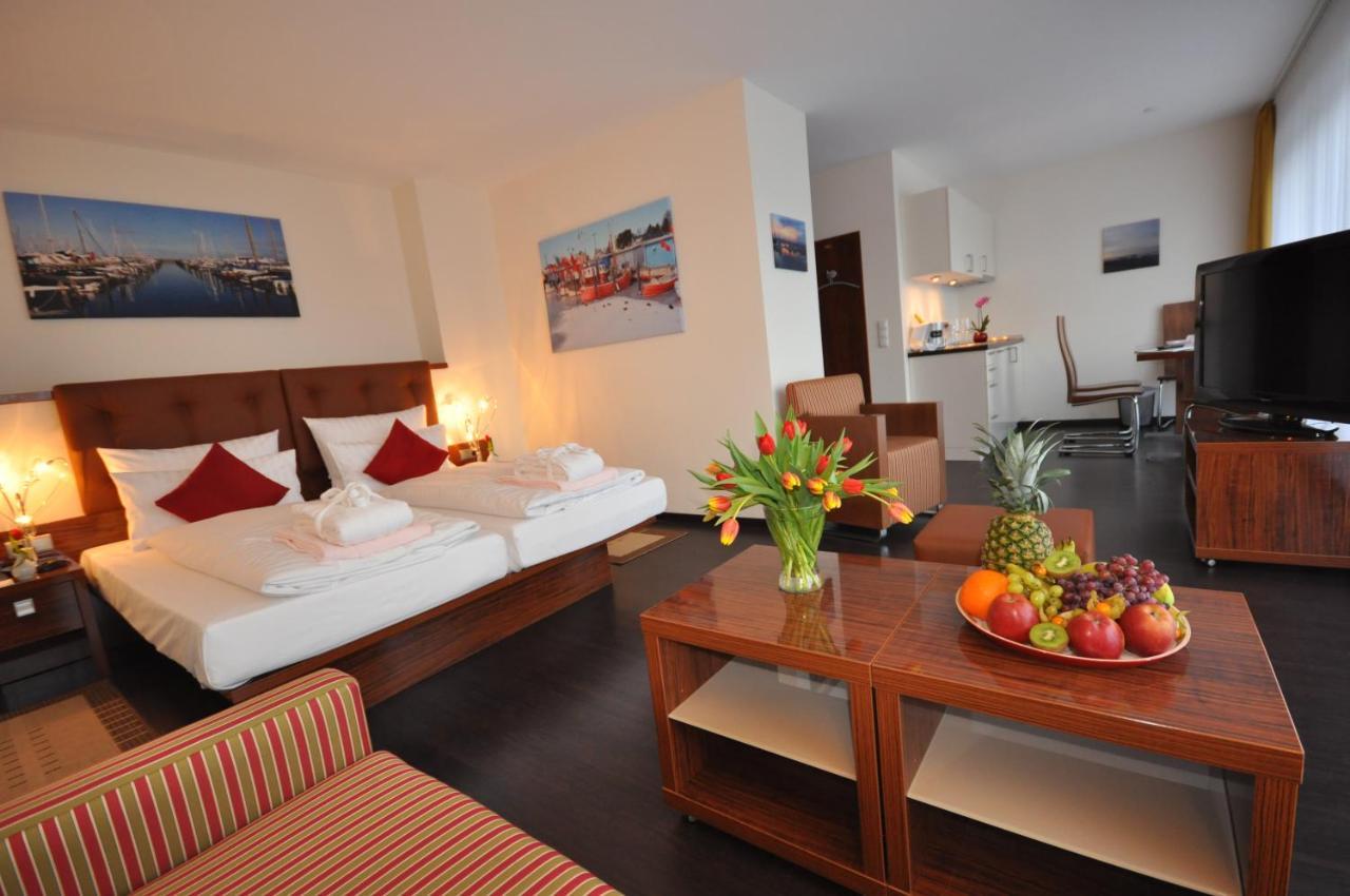Ferienwohnung Yachtclub Timmendorfer Strand Exterior foto